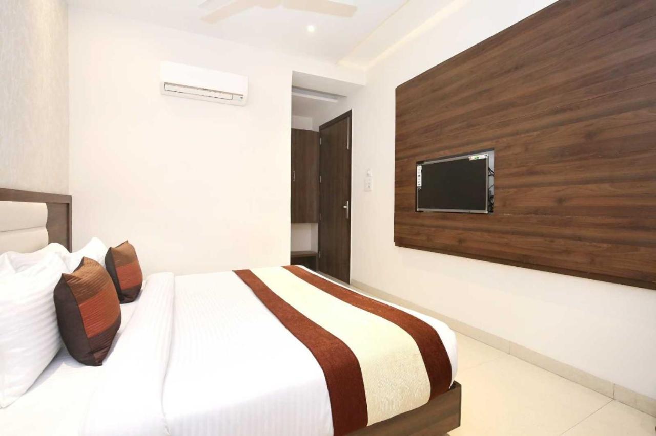 Hotel O Grand Star Amritszár Kültér fotó