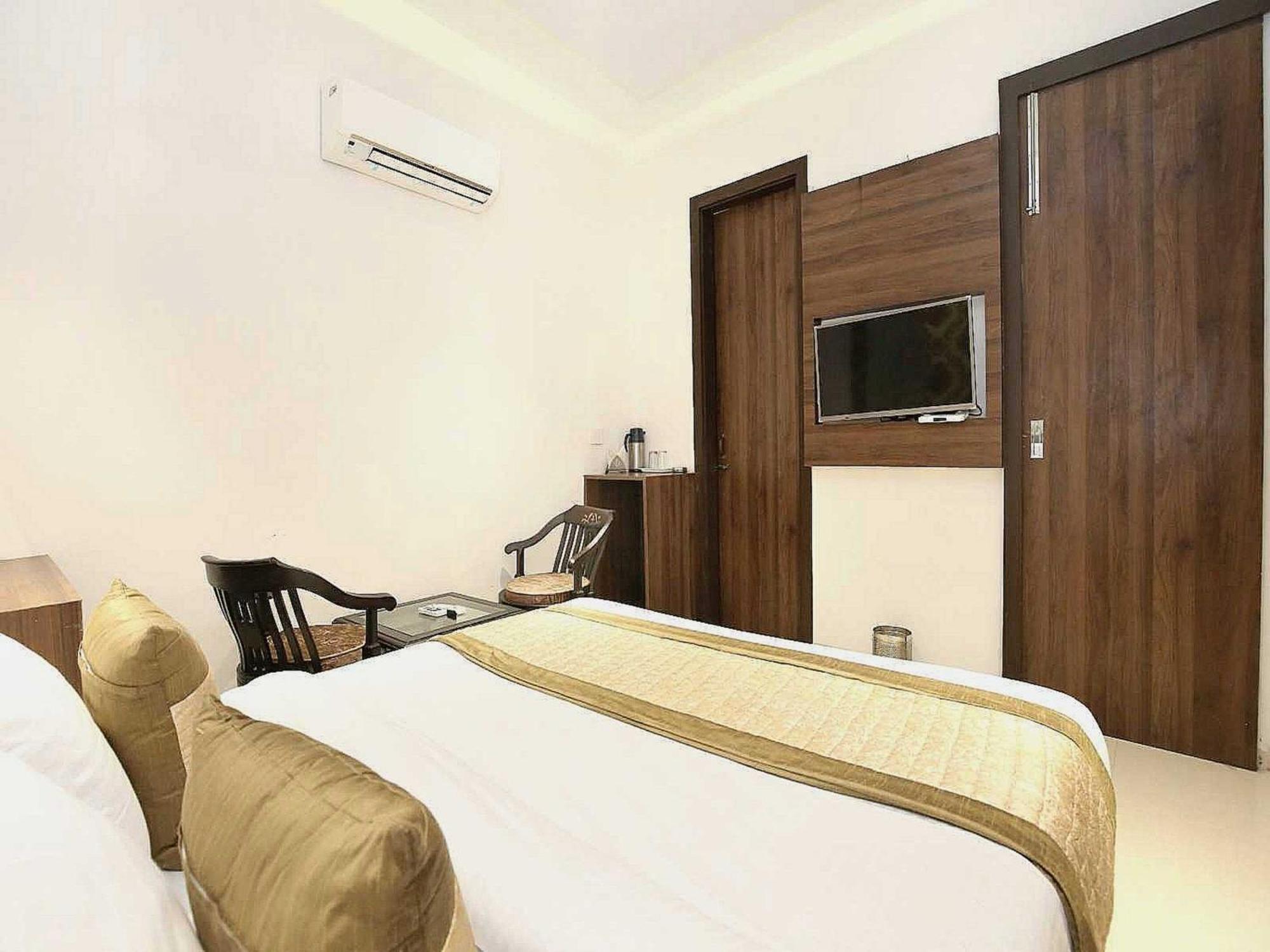 Hotel O Grand Star Amritszár Kültér fotó