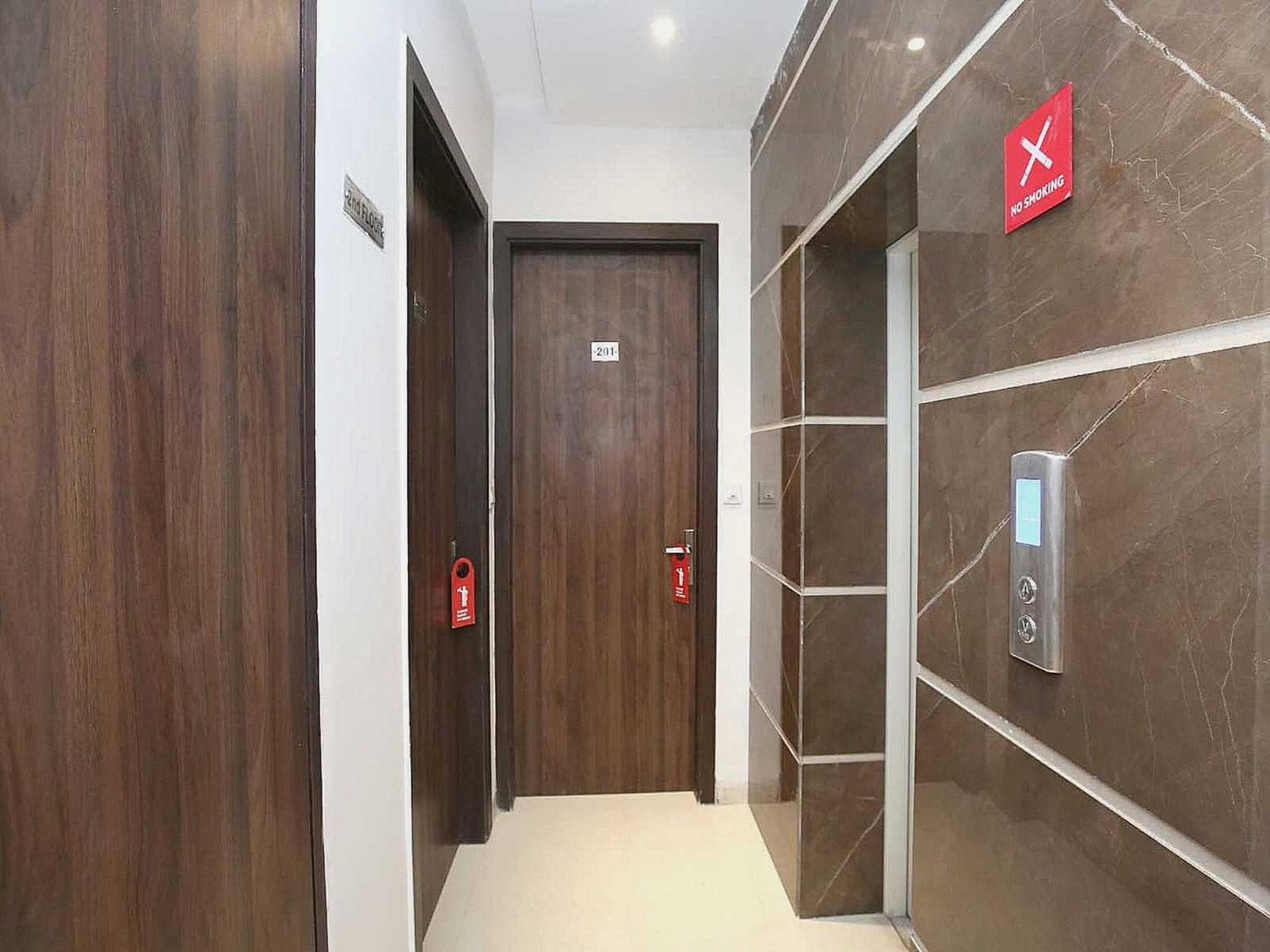 Hotel O Grand Star Amritszár Kültér fotó