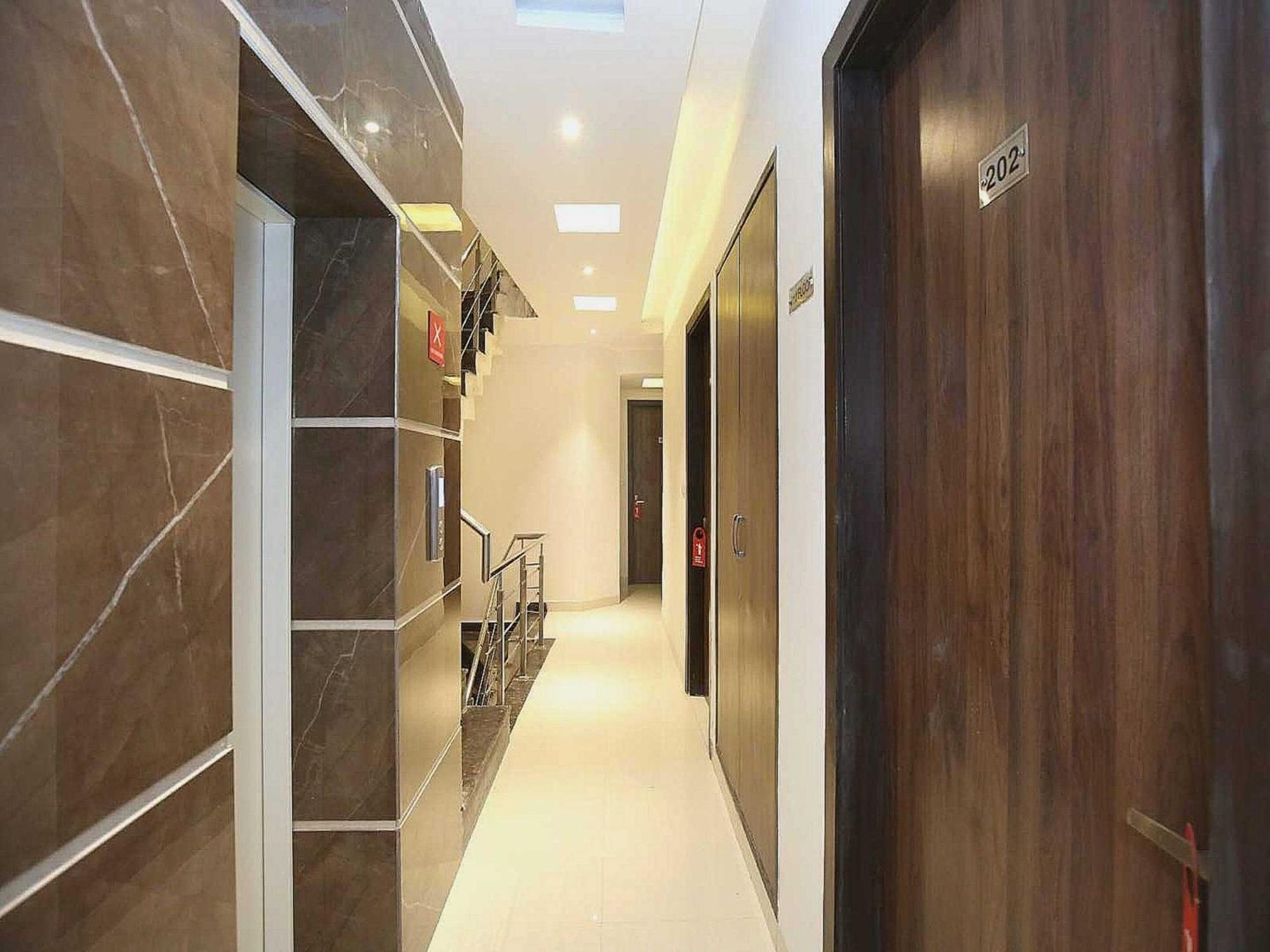 Hotel O Grand Star Amritszár Kültér fotó